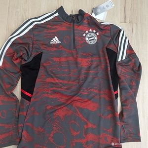 ADIDAS BAYERN 22/23 CONDIVO 22 TRAINING TOP (GRAY/RED) Size Medium